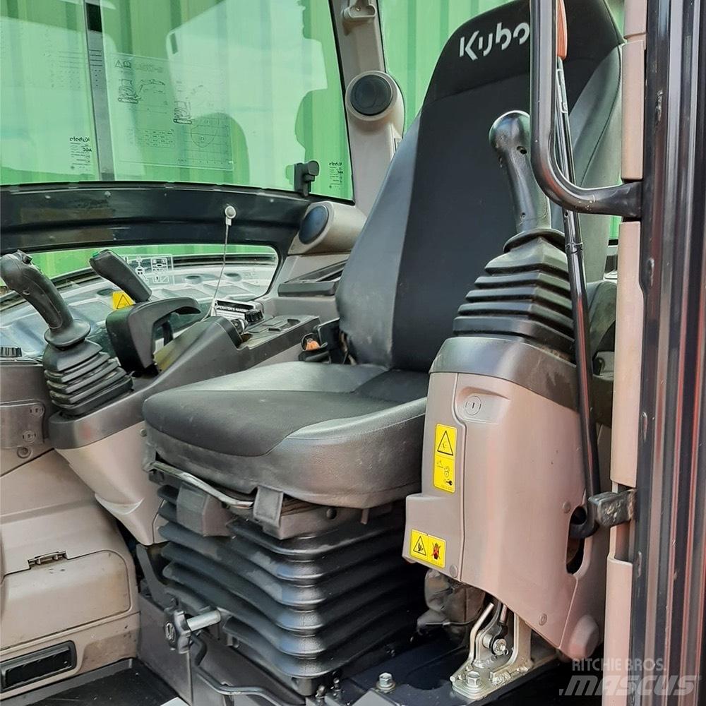 Kubota U50-5 Міні-екскаватори < 7т