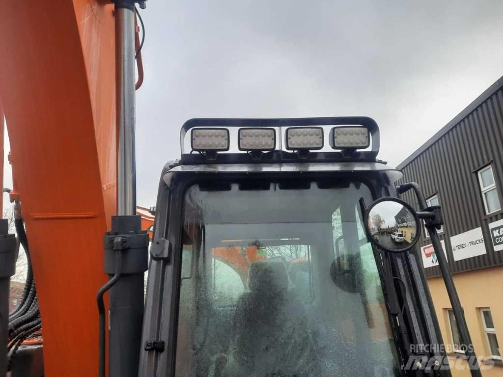 Doosan Dx140LCR-7 Гусеничні екскаватори