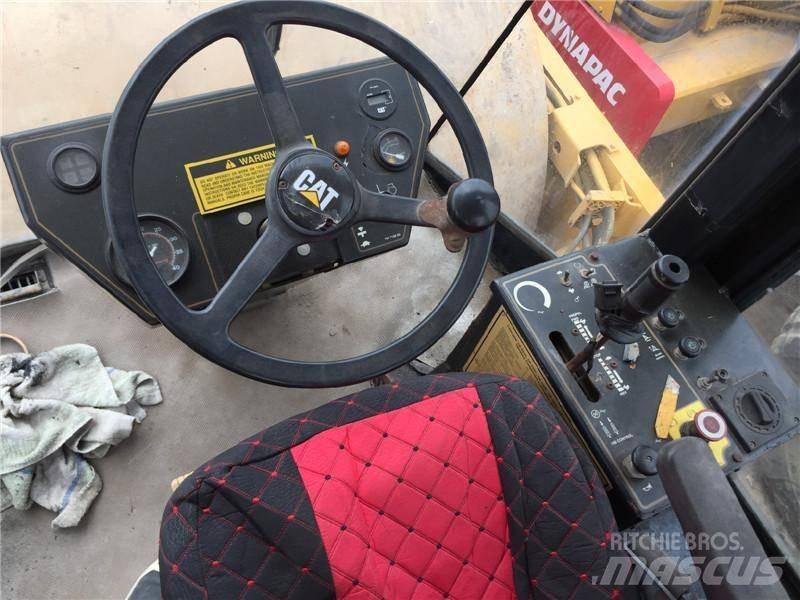 CAT CS-583C Грунтові котки