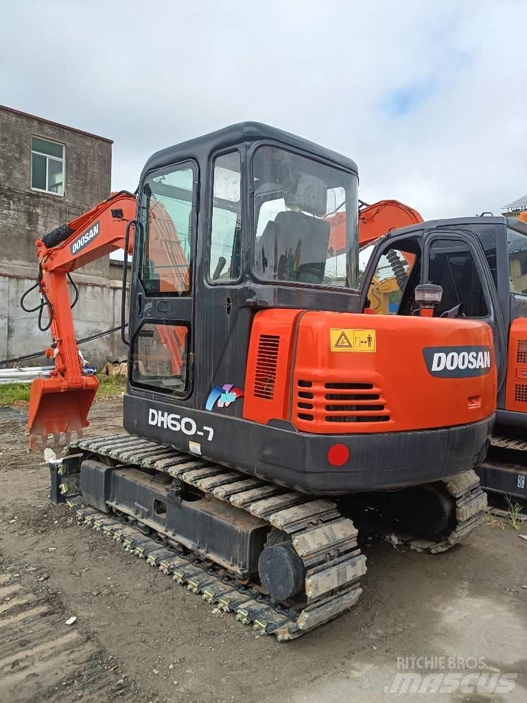 Doosan DH 60 Міні-екскаватори < 7т