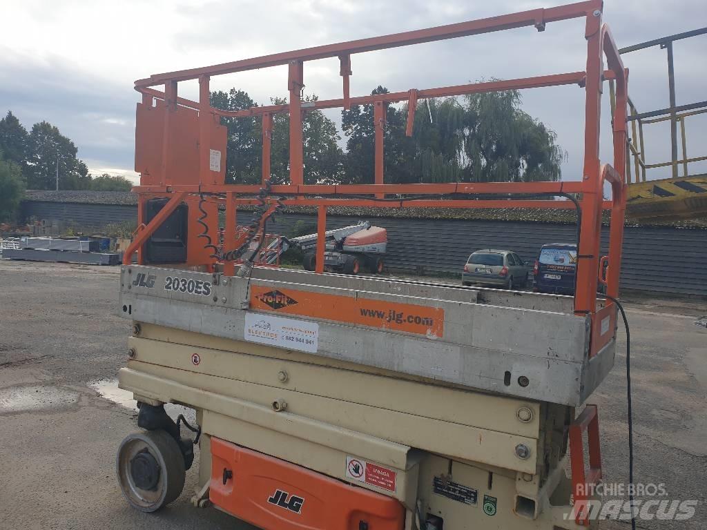 JLG 2030 ES Підйомники-ножиці