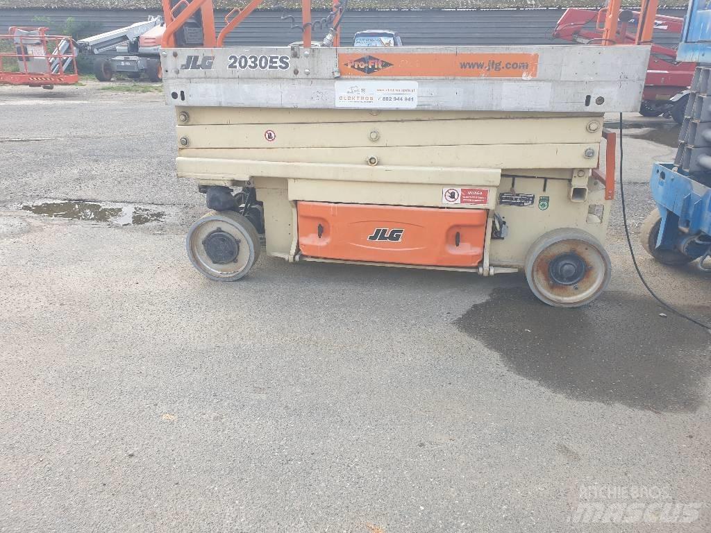 JLG 2030 ES Підйомники-ножиці
