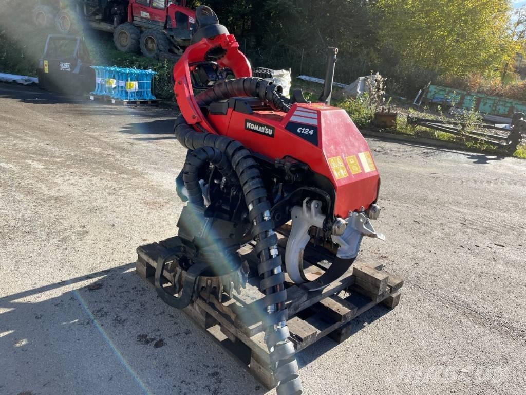 Komatsu C 124 Харвестери