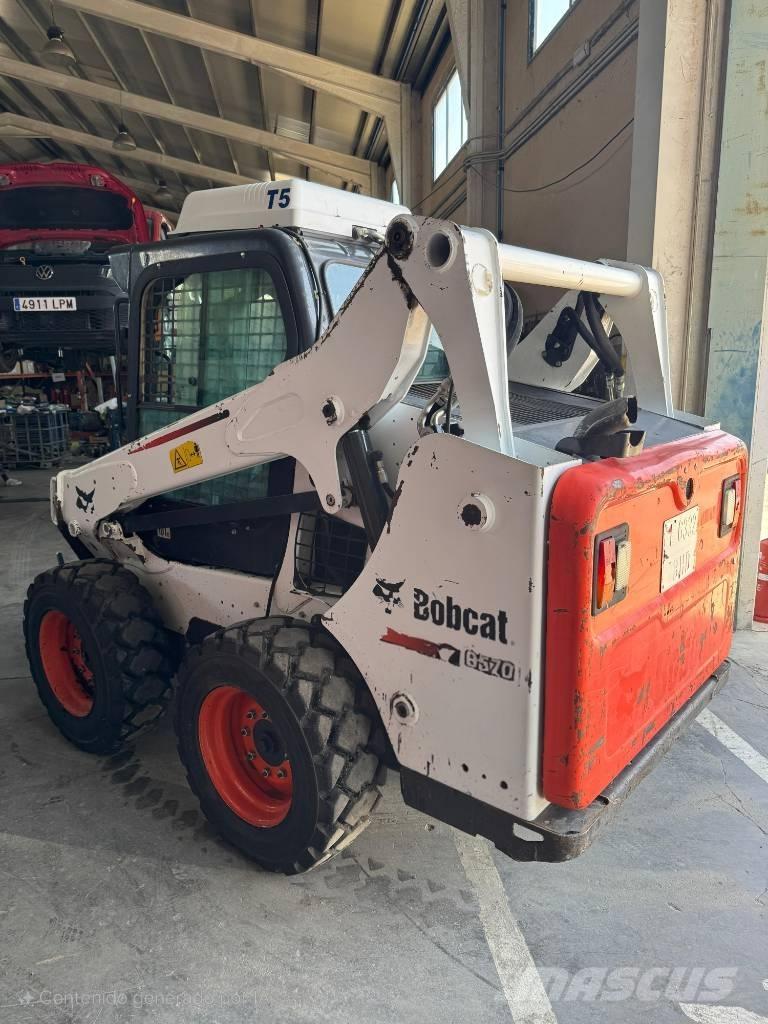 Bobcat S570 Міні-навантажувачі