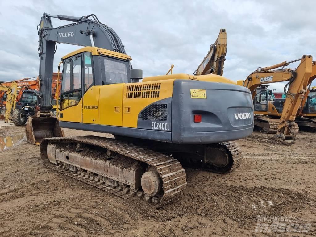 Volvo EC 240 C L Гусеничні екскаватори