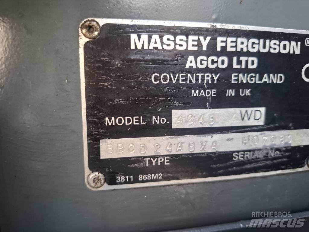 Massey Ferguson 4245 Трактори