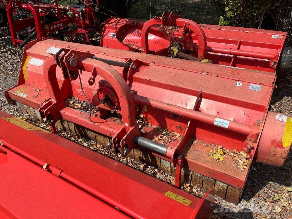 Maschio Tornado 280 Газонні і лукові косилки