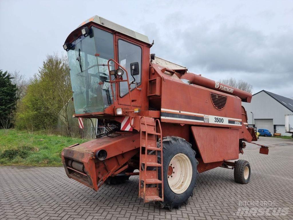 Laverda 3500 Зернозбиральні комбайни