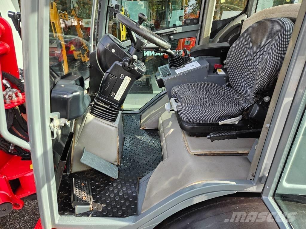 Weidemann 2070LPCX50 Малі навантажувачі