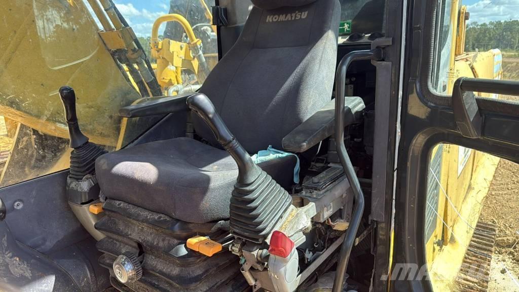 Komatsu 2012 Гусеничні крани