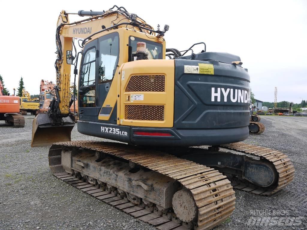 Hyundai HX 235 LCR Гусеничні екскаватори