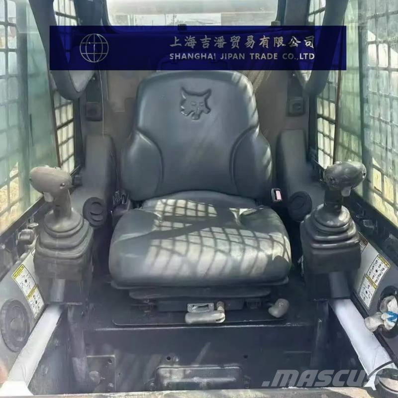 Bobcat S 330 Міні-навантажувачі