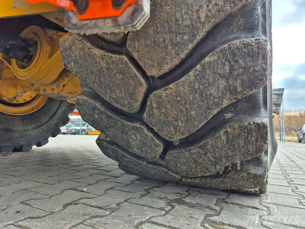 Volvo L 180 H Фронтальні навантажувачі