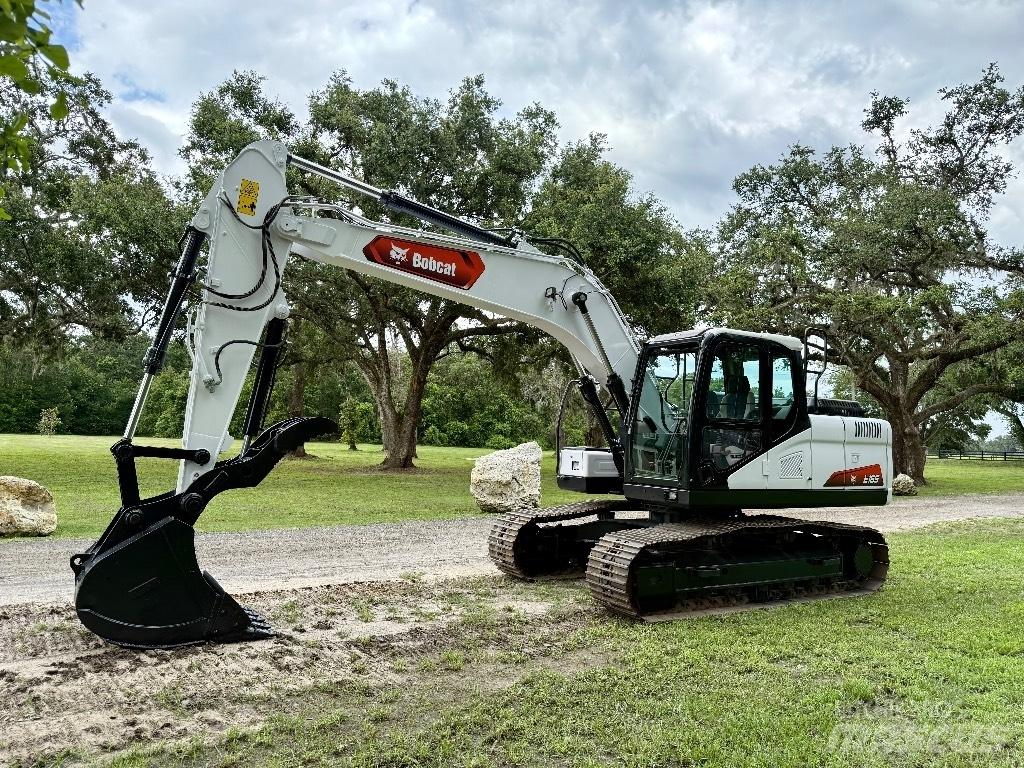Bobcat E165 Гусеничні екскаватори