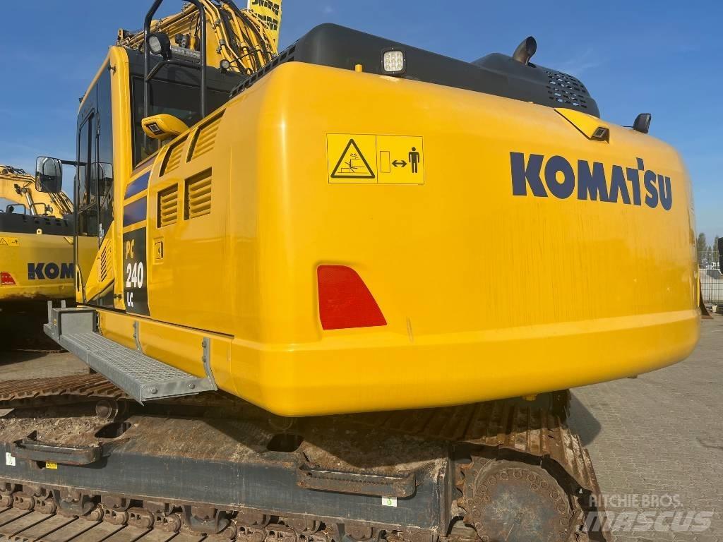Komatsu PC 240LC-11 Гусеничні екскаватори