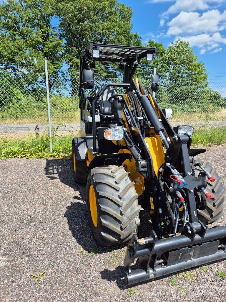 JCB 403 Малі навантажувачі