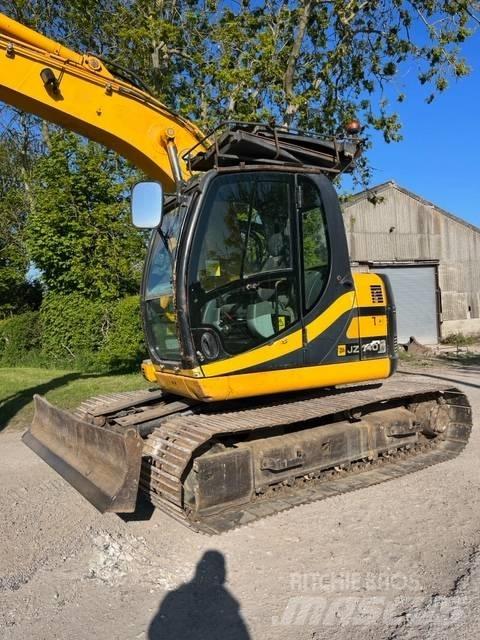 JCB JZ 140 Гусеничні екскаватори