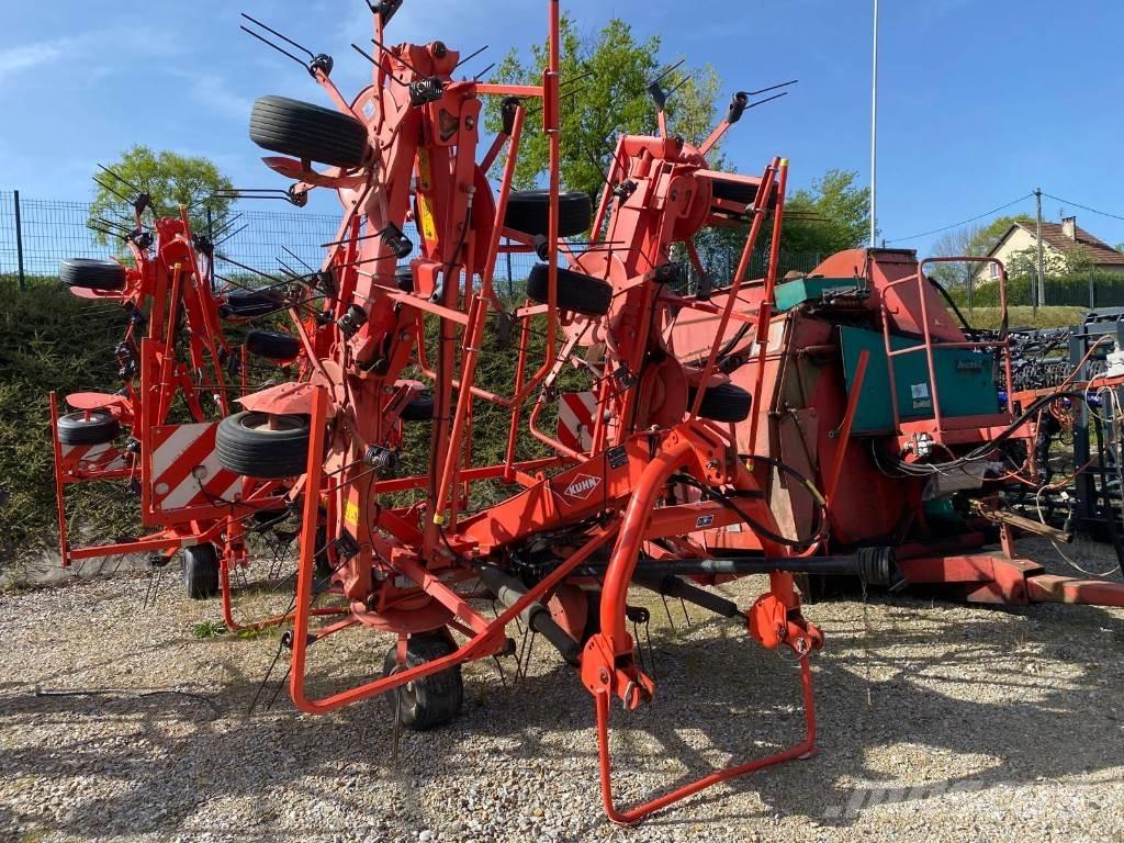 Kuhn GF8702 Граблі і сінозворушувачі