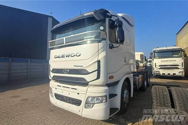 Daewoo KL3TX Вантажівки / спеціальні