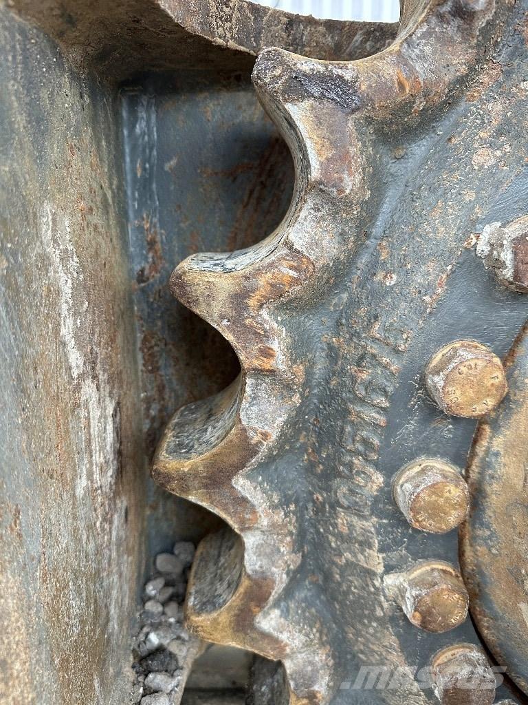 Liebherr R 936 LC Гусеничні екскаватори