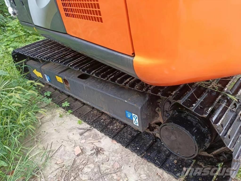 Hitachi ZX70 Міні-екскаватори < 7т