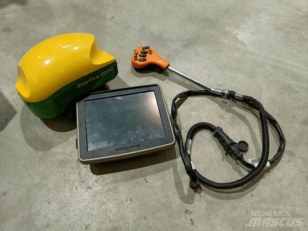 John Deere R 962 i Причіпні обприскувачі