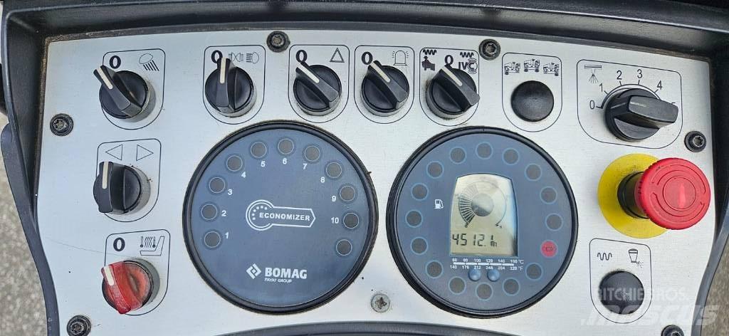 Bomag BW 138 AC-5 Комбіновані катки