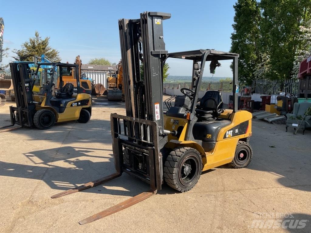 CAT DP35NT Дизельні навантажувачі