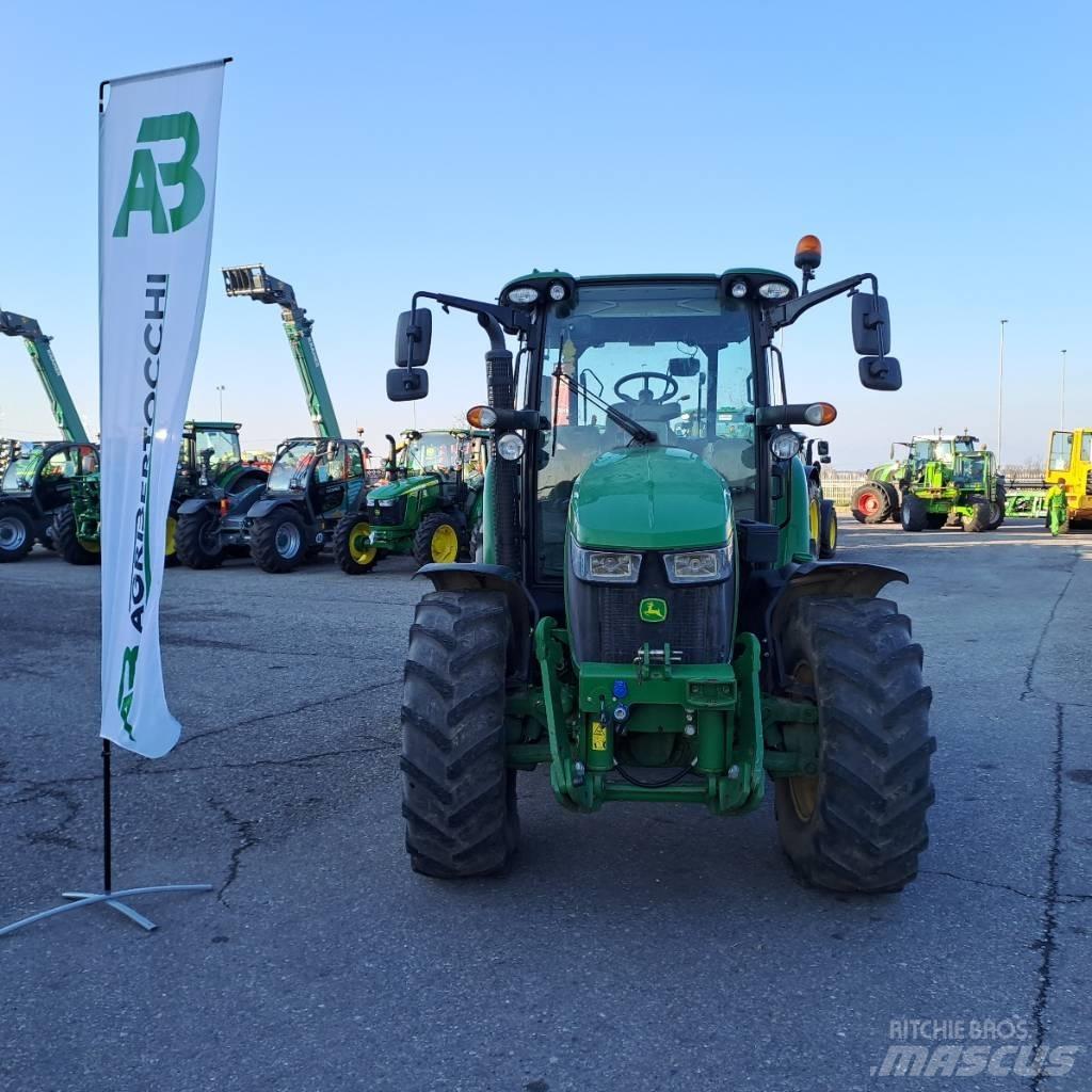 John Deere 5125R Трактори