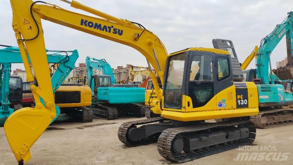 Komatsu PC130-7 Гусеничні екскаватори