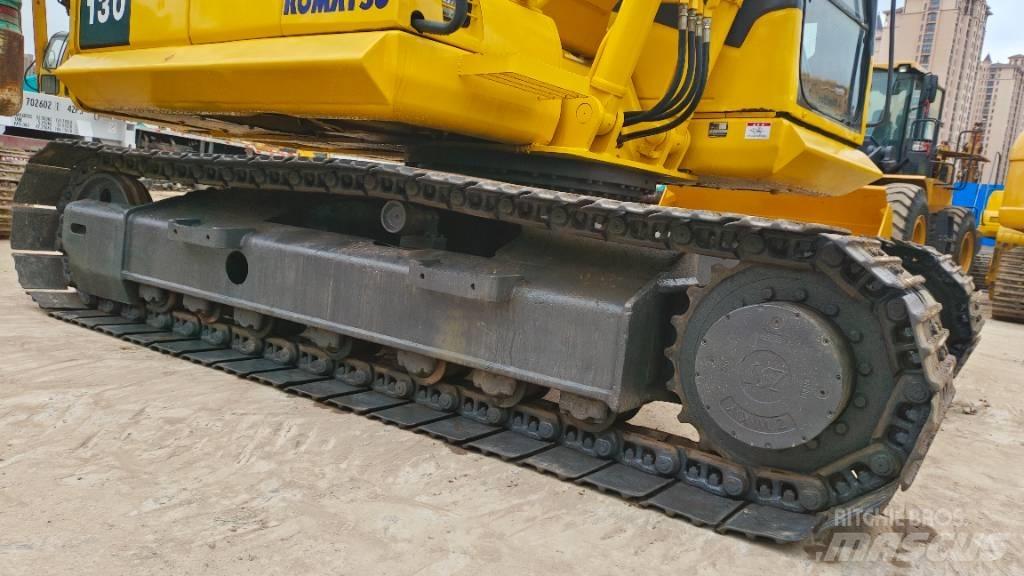 Komatsu PC130-7 Гусеничні екскаватори