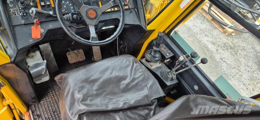 Wille 645 Фронтальні навантажувачі