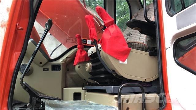 Doosan DH225 Гусеничні екскаватори