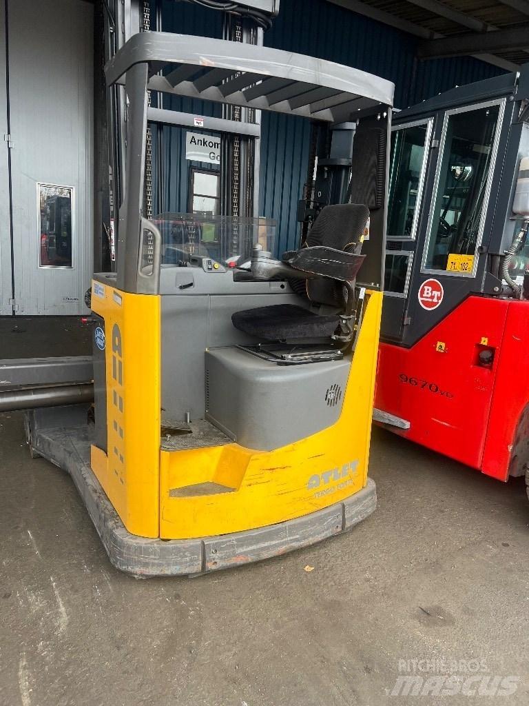 Atlet UFS250 Чотириходові річ-траки