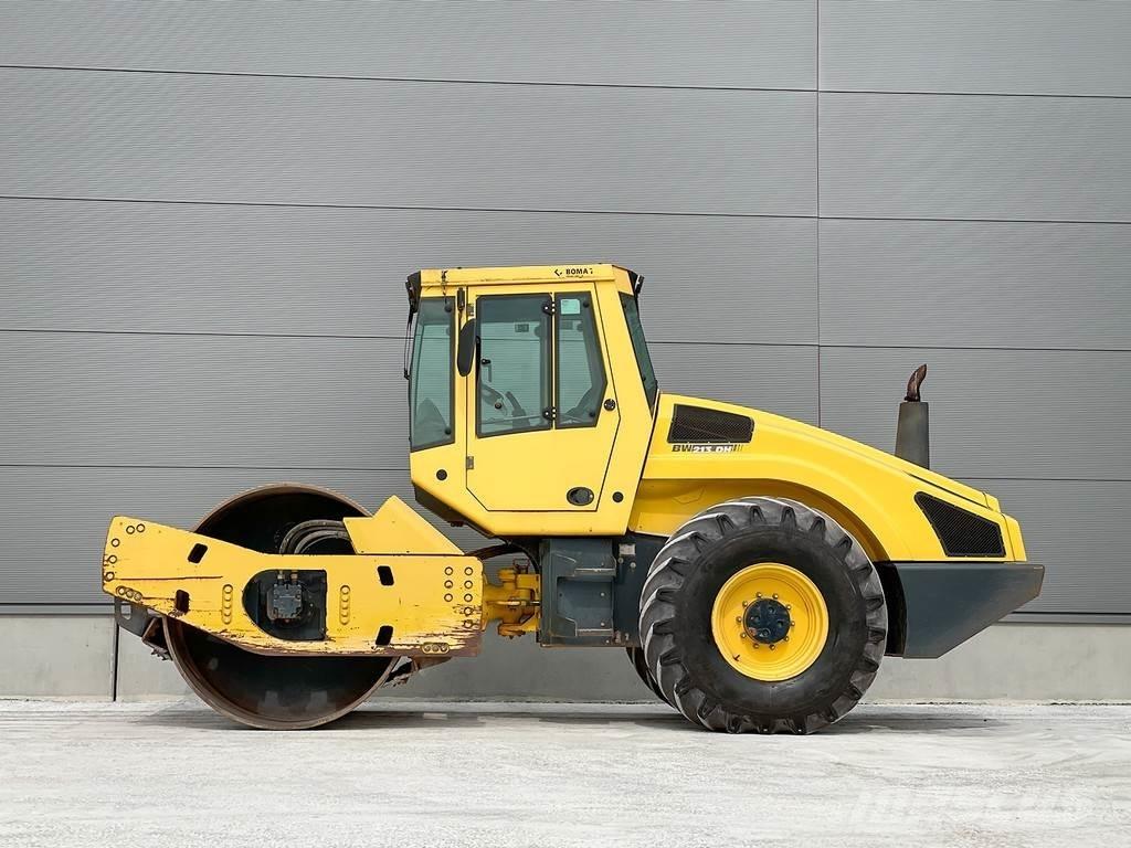 Bomag BW 213 DH-4 Грунтові котки