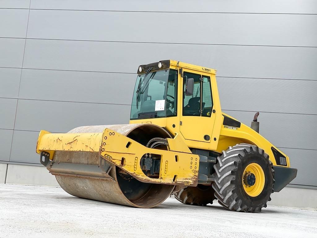 Bomag BW 213 DH-4 Грунтові котки