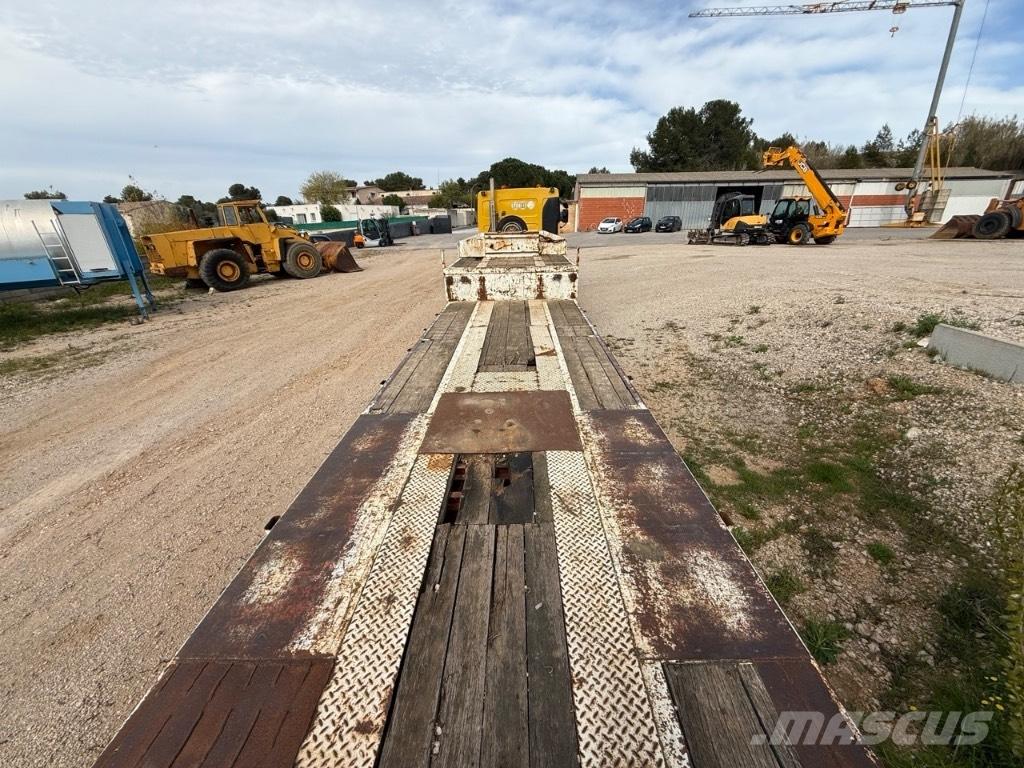 Renault Kerax Напівпричепи колесного транспортного засобу