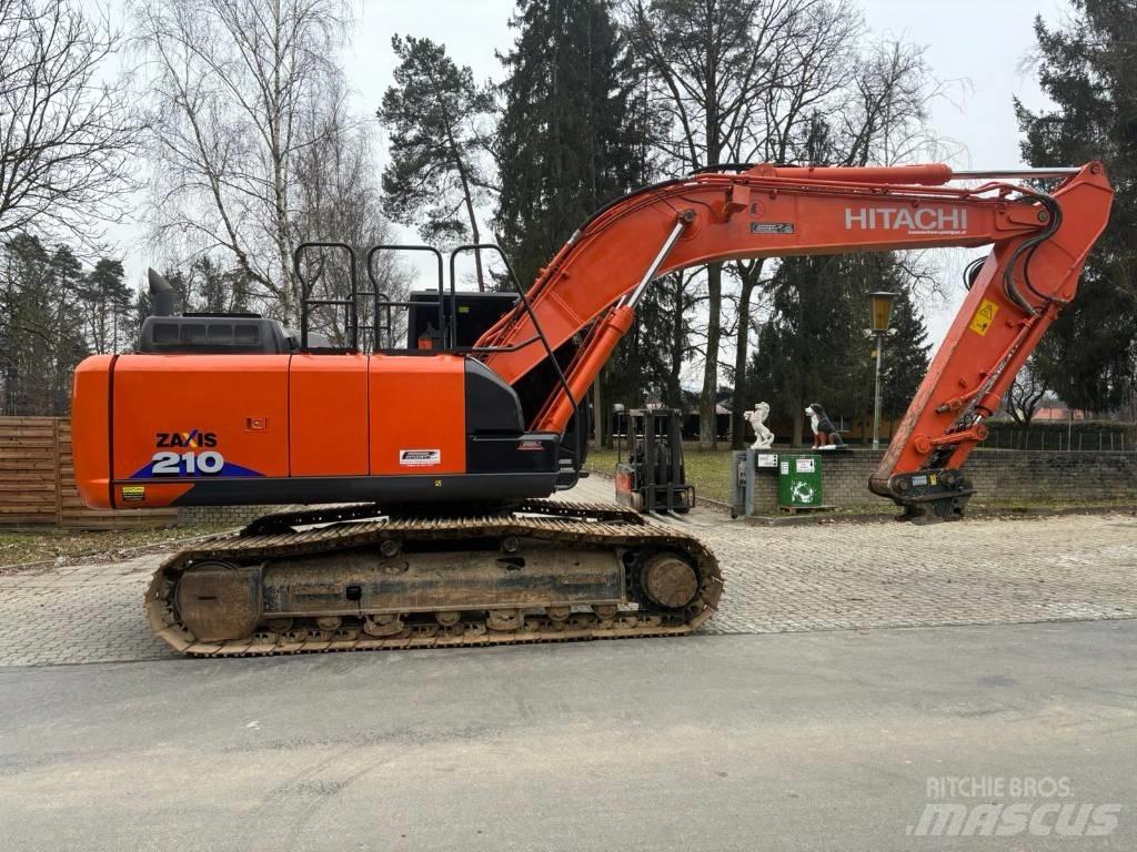 Hitachi ZX 210-6 Гусеничні екскаватори