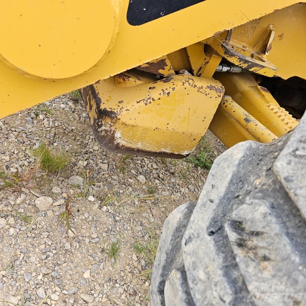 CAT 430E IT Екскаватори-навантажувачі