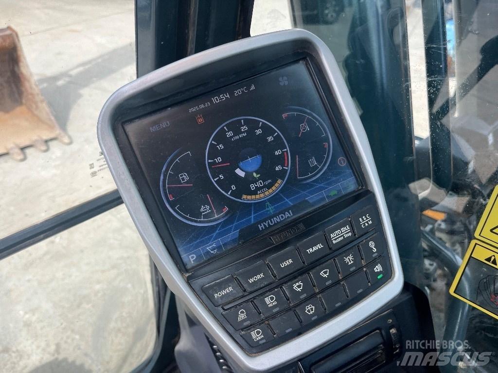 Hyundai HX220AL Гусеничні екскаватори