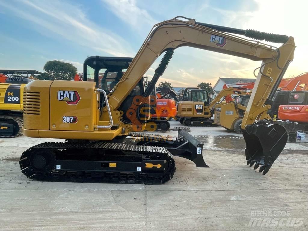 CAT 307 E Середні екскаватори 7т. - 12т.