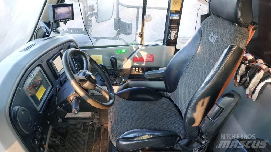 CAT 772G Міні самоскиди