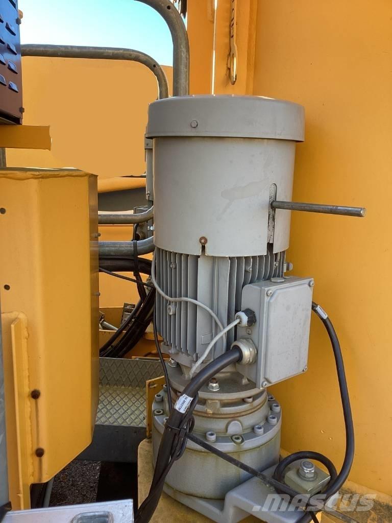 Potain MDT248-J10 Баштові крани