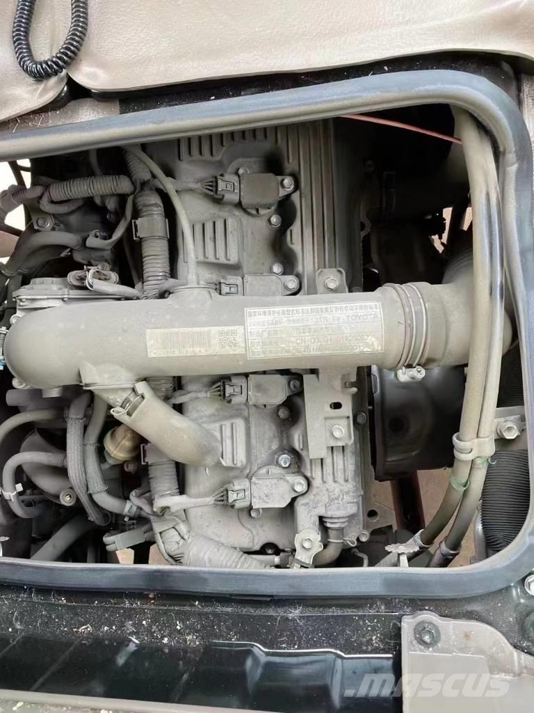 Toyota Coaster Bus Мікроавтобуси