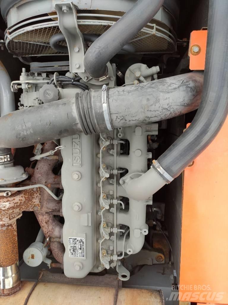 Hitachi ZX 210 H Гусеничні екскаватори