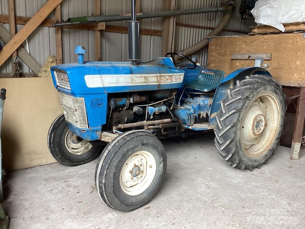 Ford 3000 Трактори