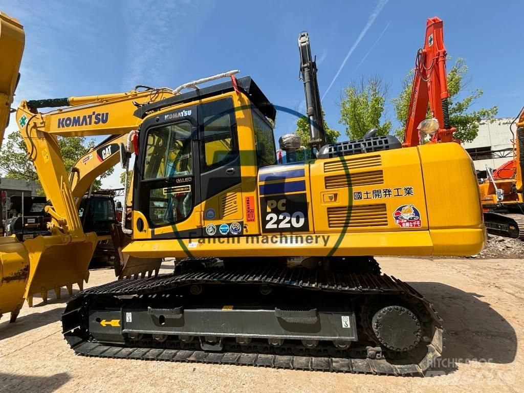 Komatsu PC 220 Гусеничні екскаватори