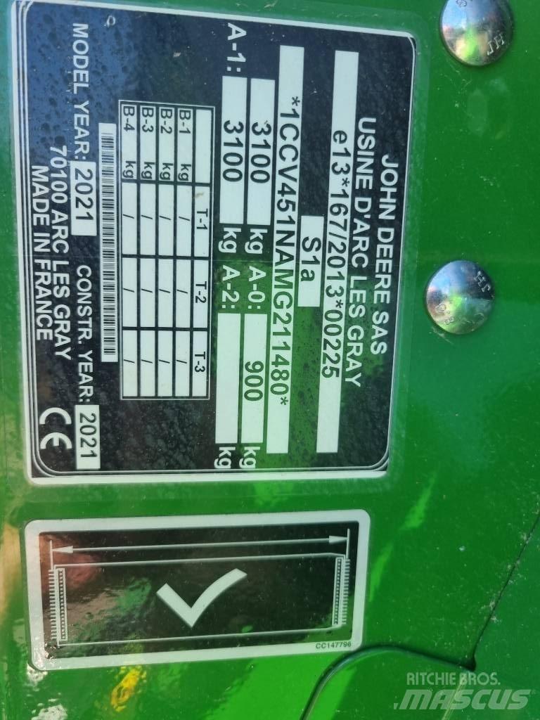 John Deere V451G Рулонні прес-підбирачі