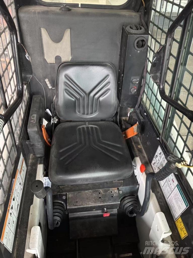 Bobcat S 70 Міні-навантажувачі