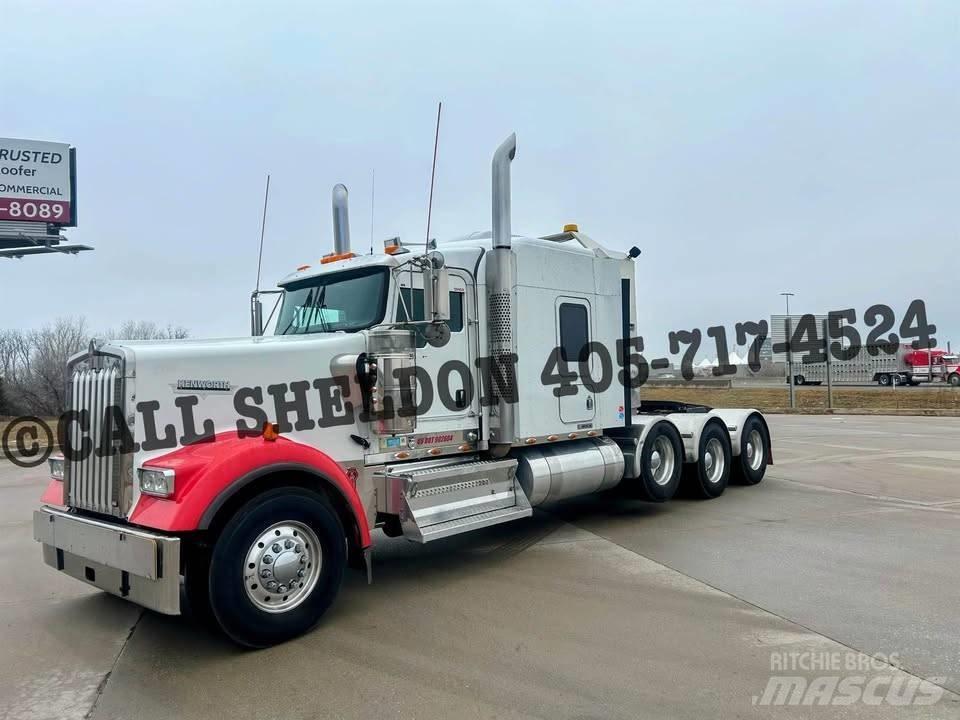Kenworth W 900 Тягачі